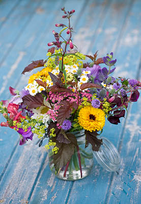 Common Farm Flowers Clivenichols 67544 Common Farm Flowers Somerset Summer Freshly Cut In Gl Container On Blue Bench Table Flower Bouquet Display Arrangement